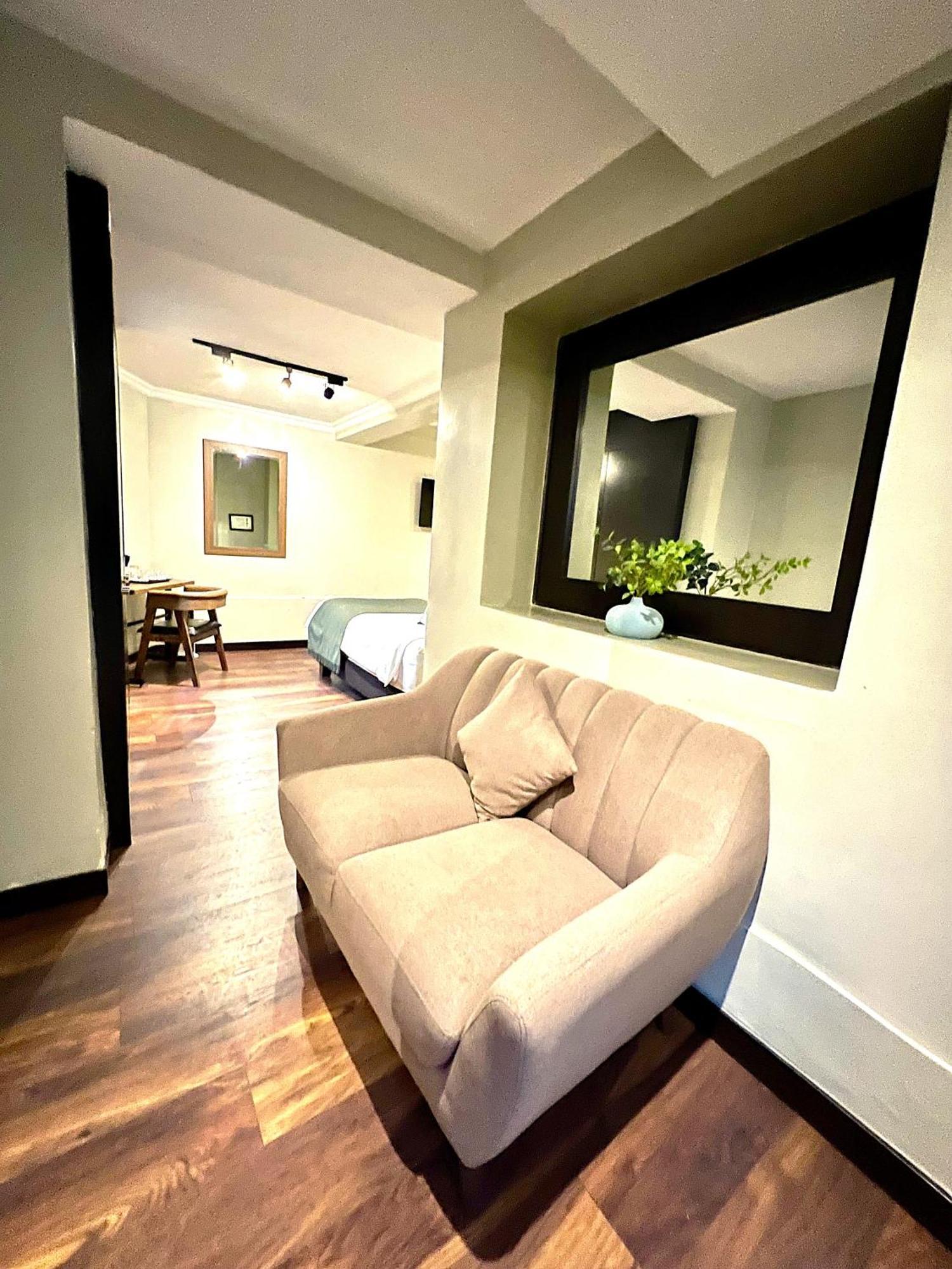 Hotel R Y R Pardo 3*